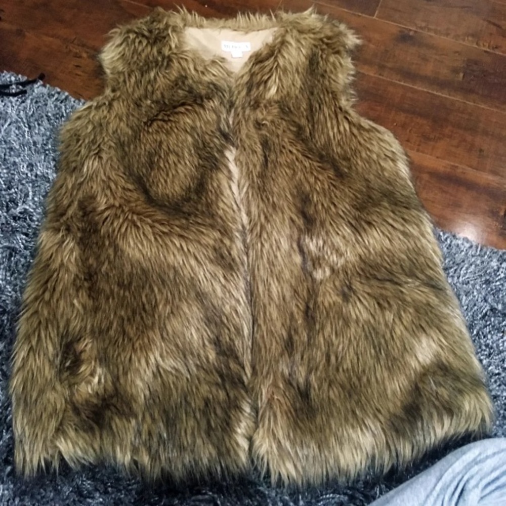 Faux fur vest